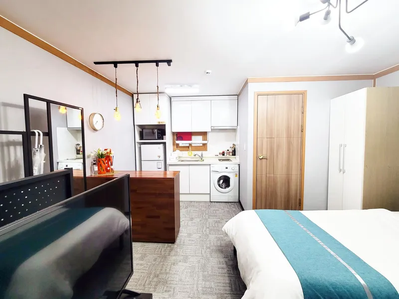 [Mapo, Seoul] Clean one-room apartment #203 near Mangwon Hangang-gil 7