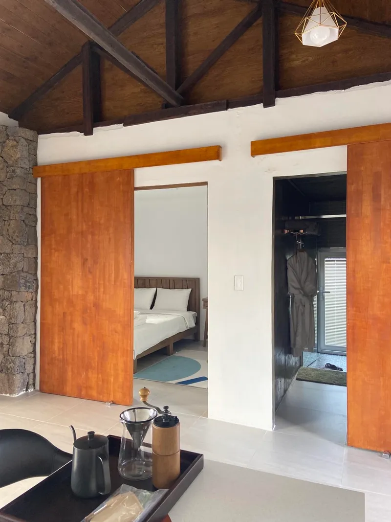 [Hallim, Jeju][Jeju Hyeopjae] Jeju Countryside Stone Wall House Hyeopjae Private Stay with Large Pool 14