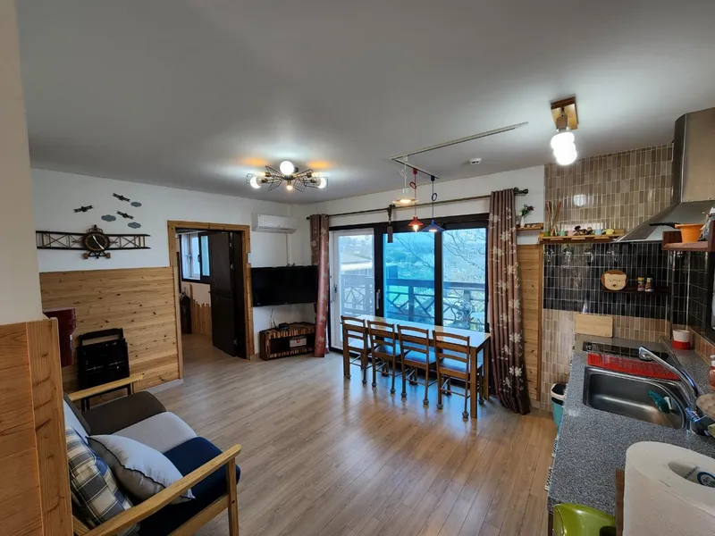 [제주 애월] 제주스러운 광령리 시골마을 먼바다뷰 1층객실 전체단독펜션 3