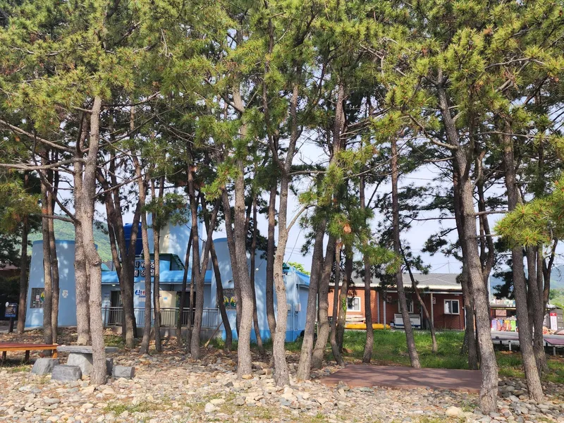 [경남 남해] 바다뷰 가족들의 힐링공간...집 앞에는 해수욕장과 캠핑장까지! 26
