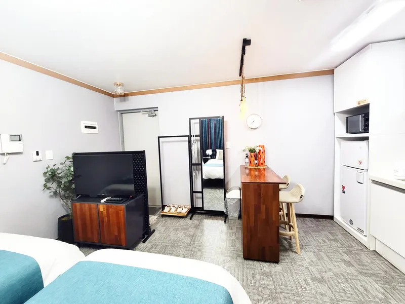 [Mapo, Seoul] Clean one-room apartment #203 near Mangwon Hangang-gil 13