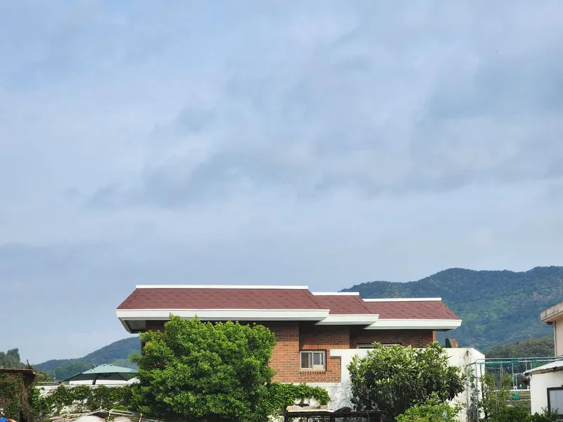 [경남 남해] 바다뷰 가족들의 힐링공간...집 앞에는 해수욕장과 캠핑장까지! 16