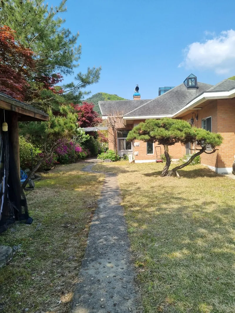[Gapyeong] Benest CC Mountain View Quiet Mansion 2