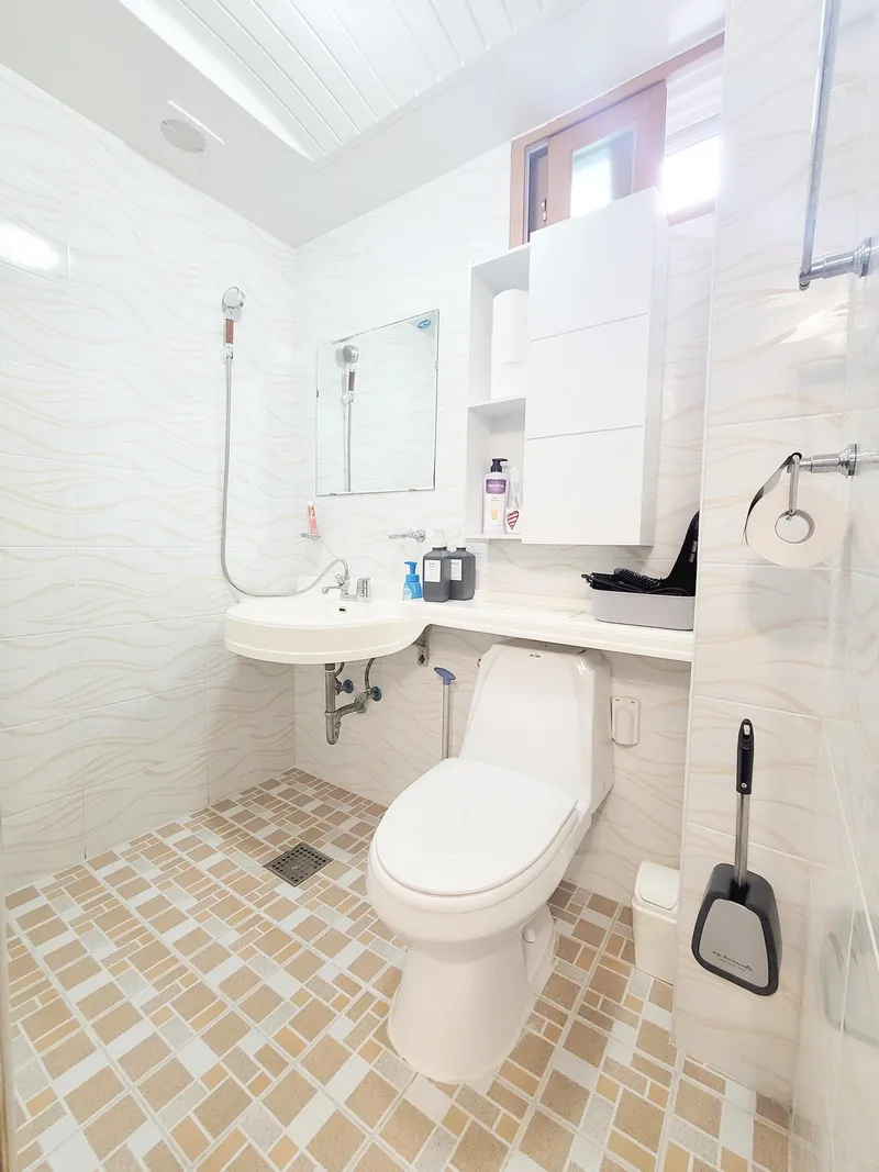 [Mapo, Seoul] Clean one-room apartment #302 near Mangwon Hangang-gil 28