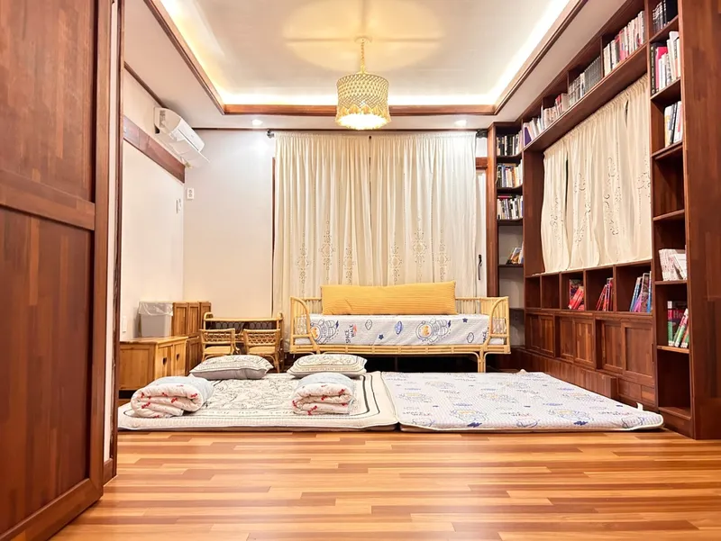 [Andeok, Seogwipo] #5 rooms #3 bathrooms #1 playroom Sanbangsan view large family house 8