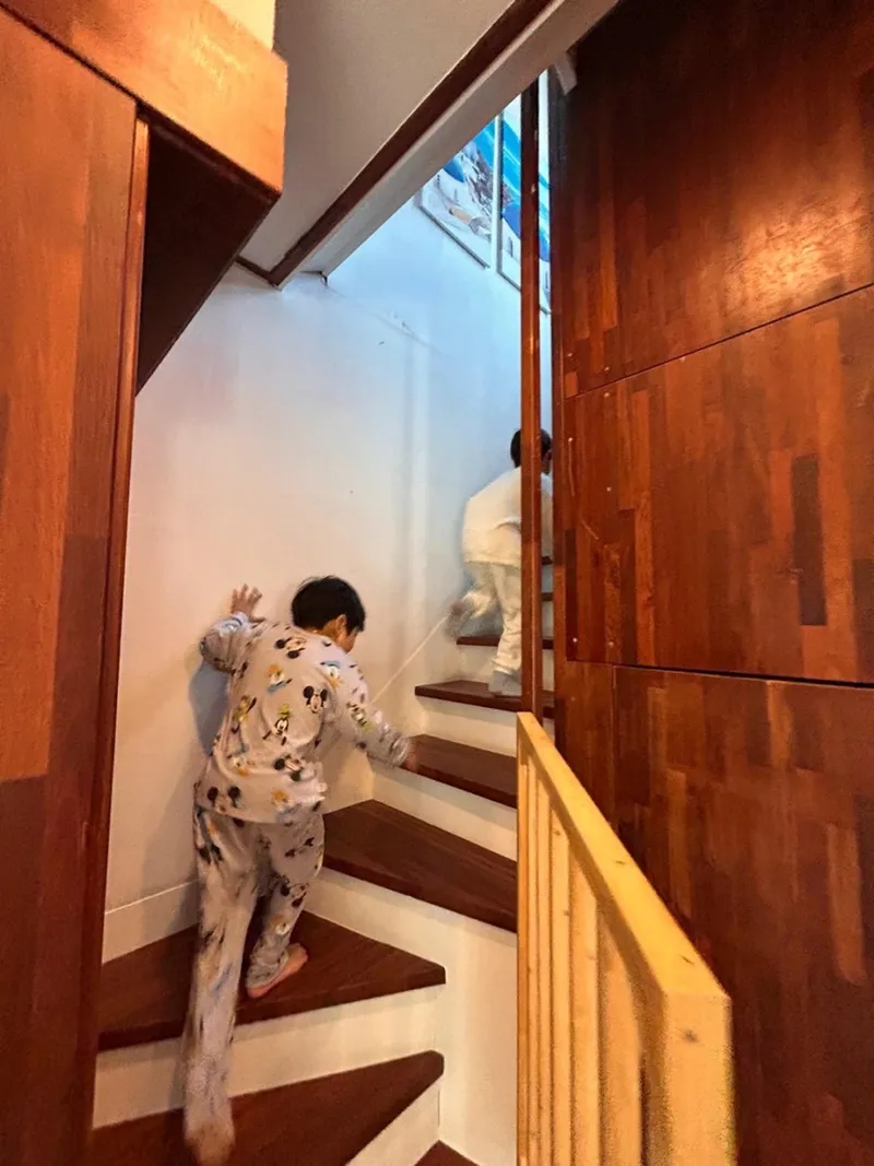 [Andeok, Seogwipo] #5 rooms #3 bathrooms #1 playroom Sanbangsan view large family house 19