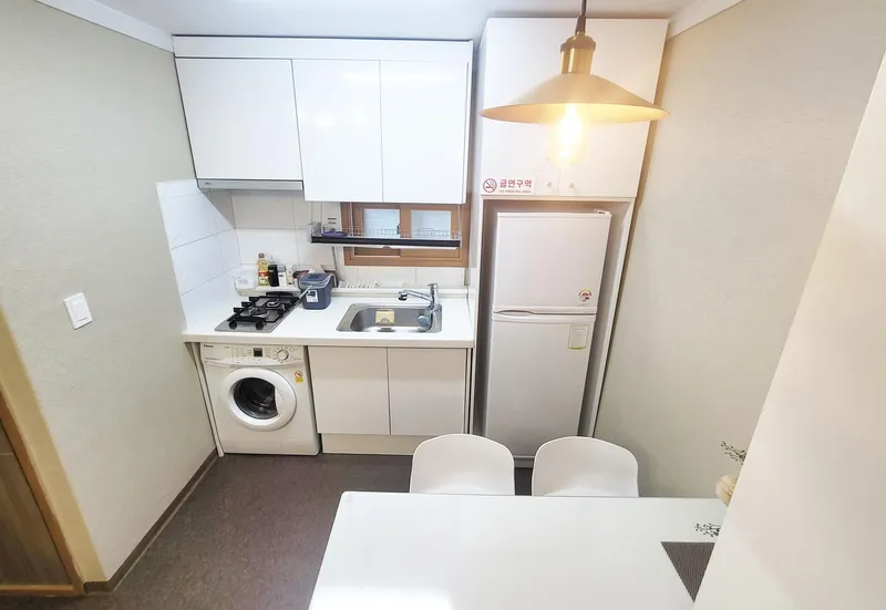 [Mapo, Seoul] Clean one-room apartment #302 near Mangwon Hangang-gil 20