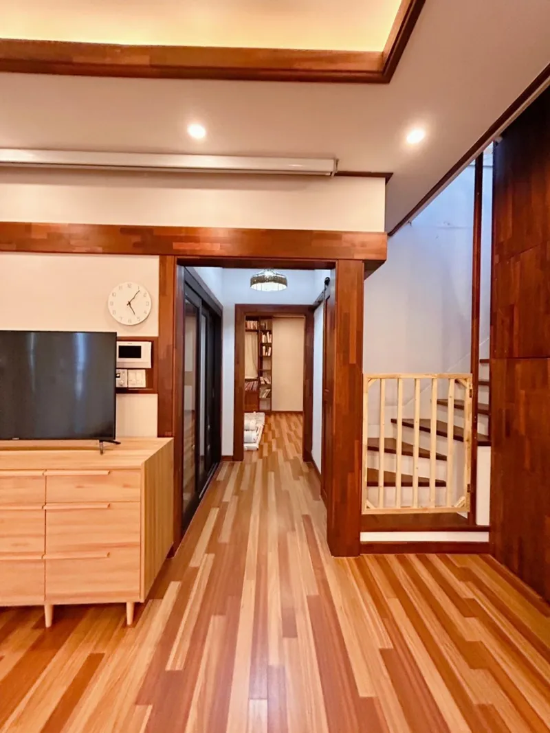 [Andeok, Seogwipo] #5 rooms #3 bathrooms #1 playroom Sanbangsan view large family house 16