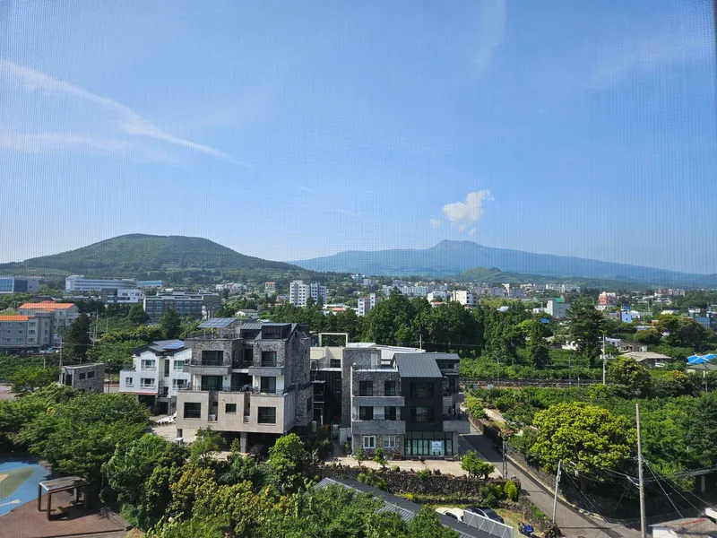 [서귀포 서호동] 36평 깨끗하고 세련된 아파트# 모든 시설 완비 #애견동반 9