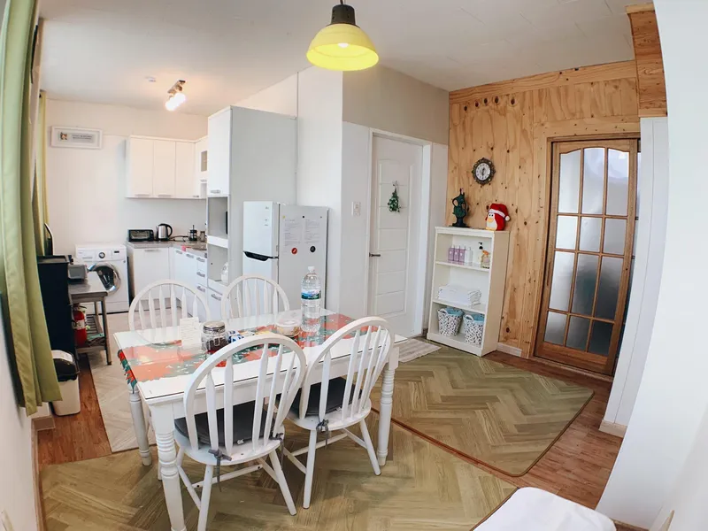 [전북 군산] 이성당이 가까운 단독 주택 #단독주차장#월명산 14