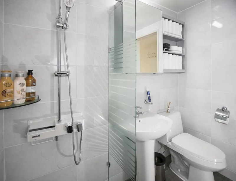 [Namwon, Seogwipo] Ocean view pension 402, a duplex one-room located at the starting point of Olle Course 5 8
