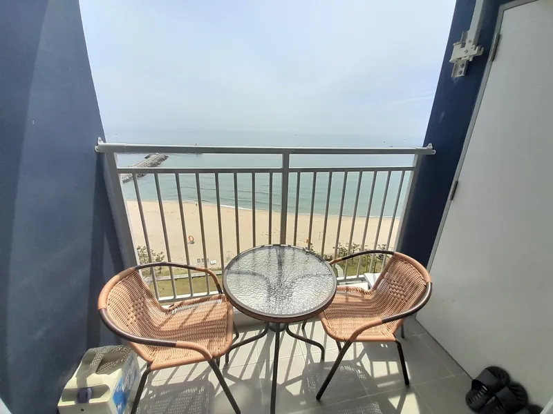 [Yangyang] E7-10/1. High-rise ocean view. Full options. Bed sunrise. Close to Yangridan-gil. OTT available. 24