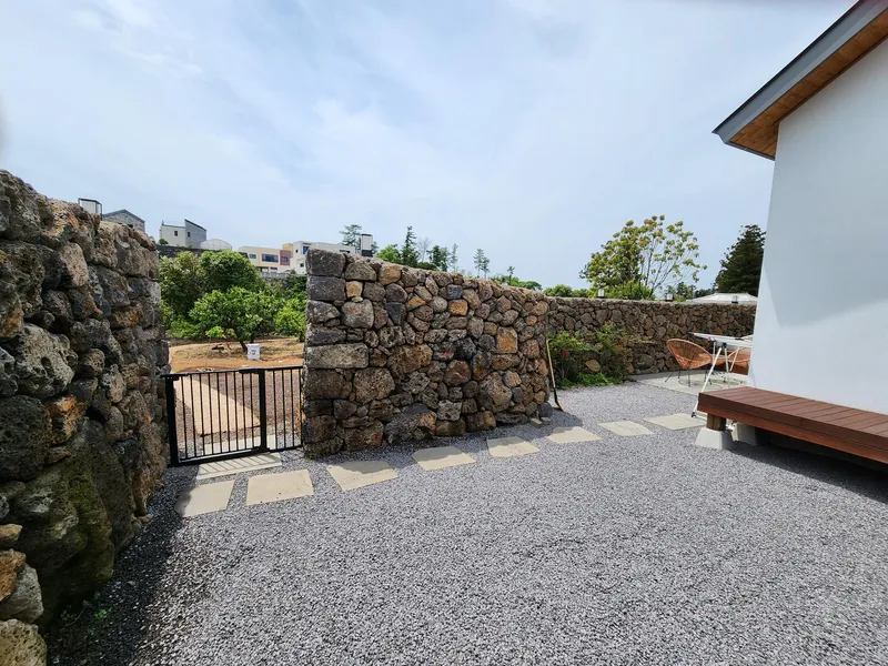 [Ara 1-dong, Jeju] Newly built, 1,000-pyeong (approximately 1,000 square meters) citrus orchard with a Jacuzzi #Near the airport 39