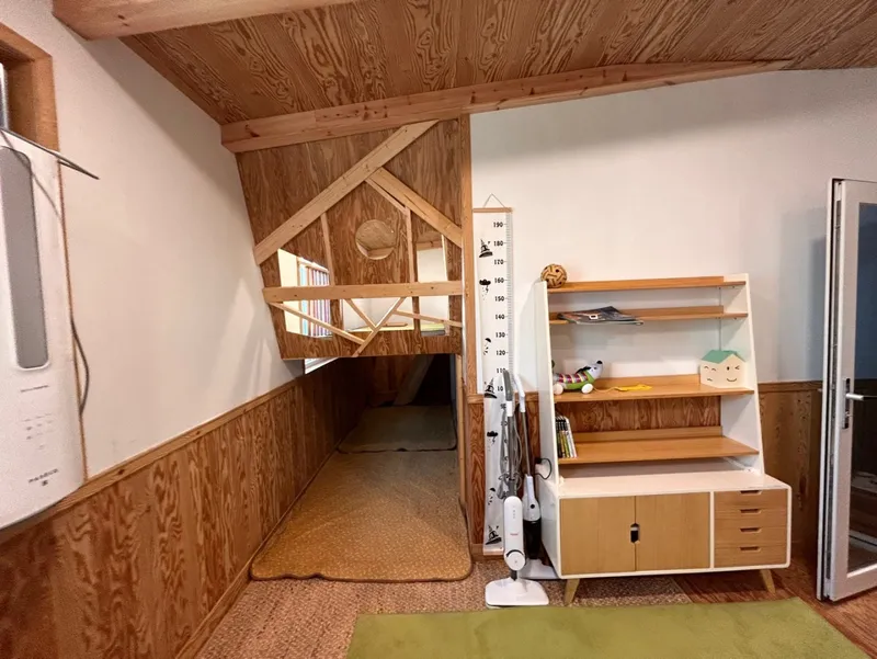 [Andeok, Seogwipo] #5 rooms #3 bathrooms #1 playroom Sanbangsan view large family house 33
