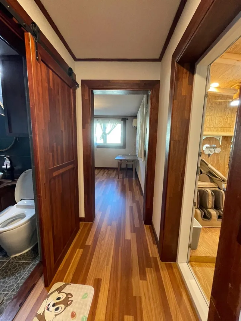 [Andeok, Seogwipo] #5 rooms #3 bathrooms #1 playroom Sanbangsan view large family house 32