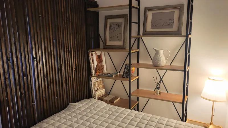 [Jongno, Seoul] Studio-type detached house in the palace district of Seochon in the middle of Sadamun 16