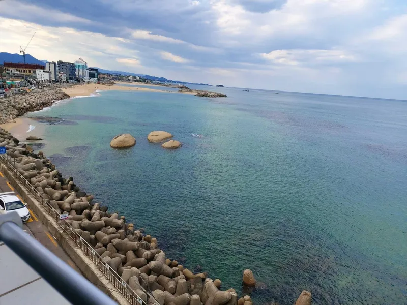 [Sokcho] Afternoon tea at an ocean view accommodation right below the lighthouse observatory 12