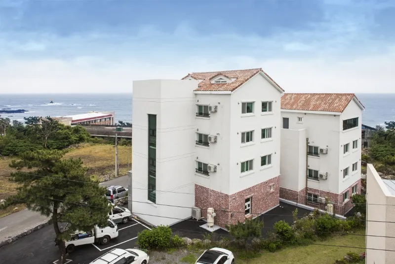 [Namwon, Seogwipo] One-room ocean view pension 202 located at the starting point of Olle Course 5 10