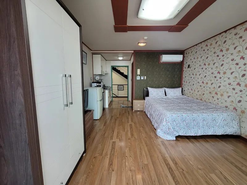 [Yongdam 3-dong, Jeju] One-room, 2-person pension Ocean View D within 10 minutes by car from Jeju Airport 8