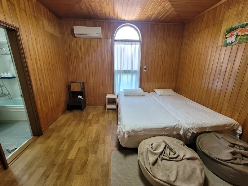 [Gujwa, Jeju] Bijarim/Pension One Room A-1 with many famous tourist attractions 4