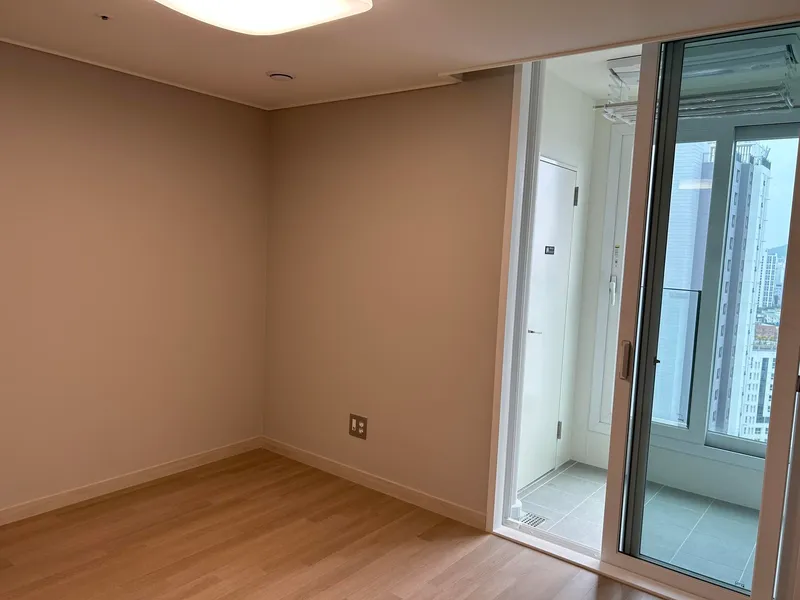 [Michuhol, Incheon][Juan] #New25PyeongApartment #3Bedrooms2Bathrooms #FullOfSunshine #JuanStation #CitizenParkStation 4