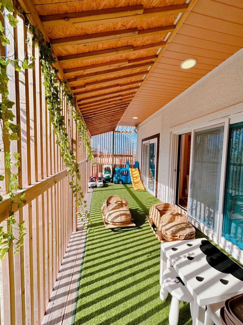 [Andeok, Seogwipo] #6 rooms #4 bathrooms #2 duplexes #2 playrooms Sanbangsan view private house 90