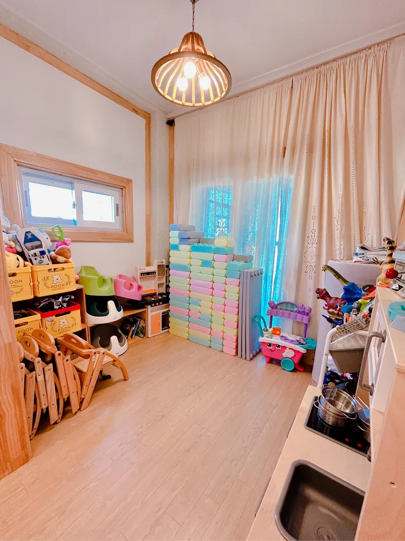 [Andeok, Seogwipo] #6 rooms #4 bathrooms #2 duplexes #2 playrooms Sanbangsan view private house 73