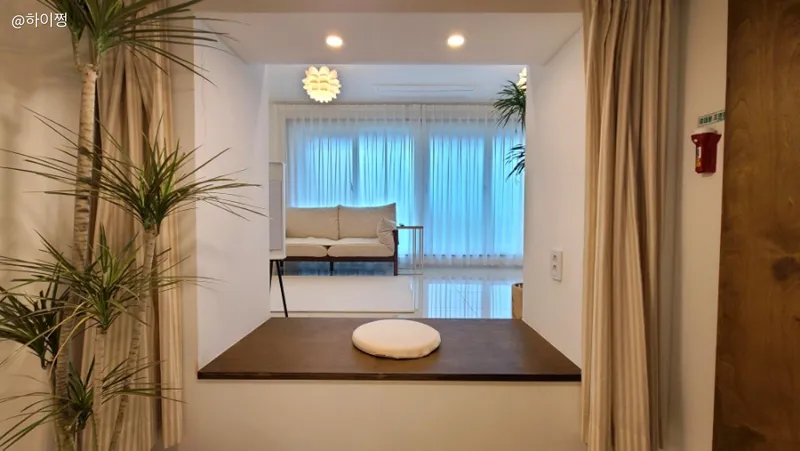 [Hallim, Jeju] #GuokdokchaeMinbak #Bookstay with a beautiful sunset and sea view of Biyangdo 2