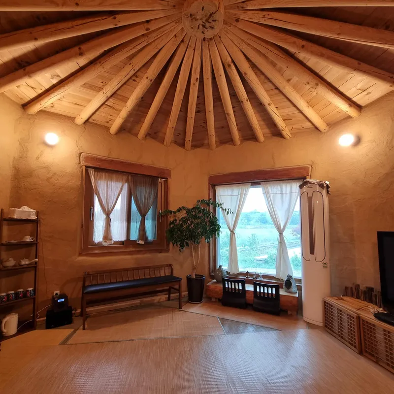 [Goseong] Hwangtojip Bongpo Beach nearby country house pet-friendly house 50 pyeong/yard# 13