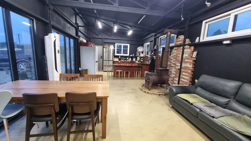 [Goseong] Hwangtojip Bongpo Beach nearby country house pet-friendly house 50 pyeong/yard# 19