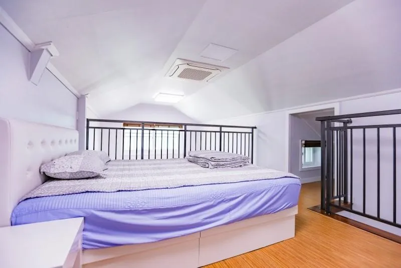 [Yeosu] Ocean view one-room duplex pension 202 where you can see the sunrise directly 7