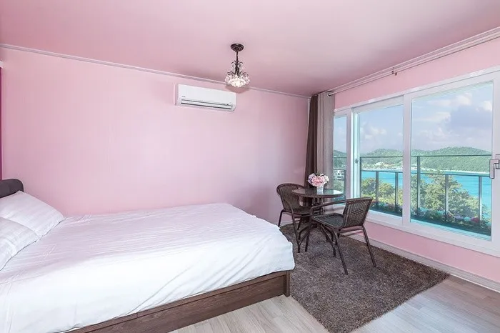 [Yeosu] Ocean view 2-person room with sunrise view #Maison Latte 4