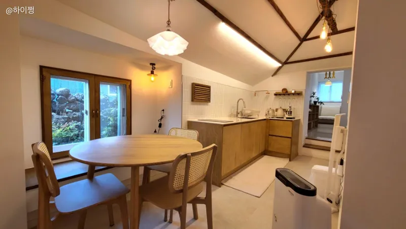 [Hallim, Jeju] #GuokdokchaeMinbak #Bookstay with a beautiful sunset and sea view of Biyangdo 54