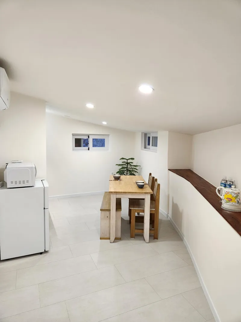 [Seoho-dong, Seogwipo] A secluded, independent stone-walled house near various amenities 5