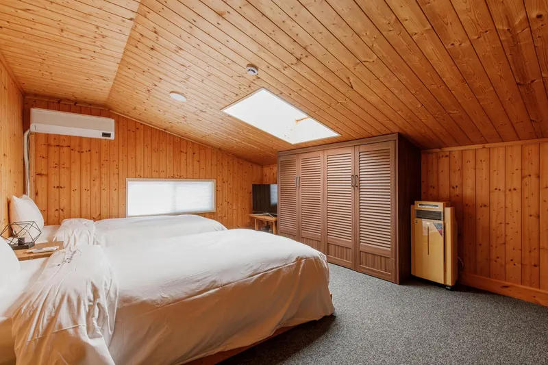 [Hogeun-dong, Seogwipo] New special price Ocean view two-room 3-story independent pension pool villa swimming pool Olle-gil A 6