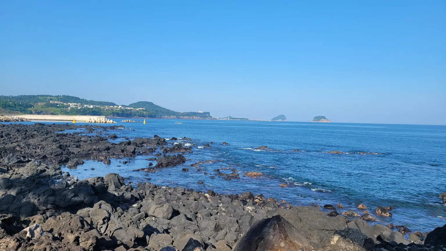 济州岛最南端的3房海滨3楼 - main image