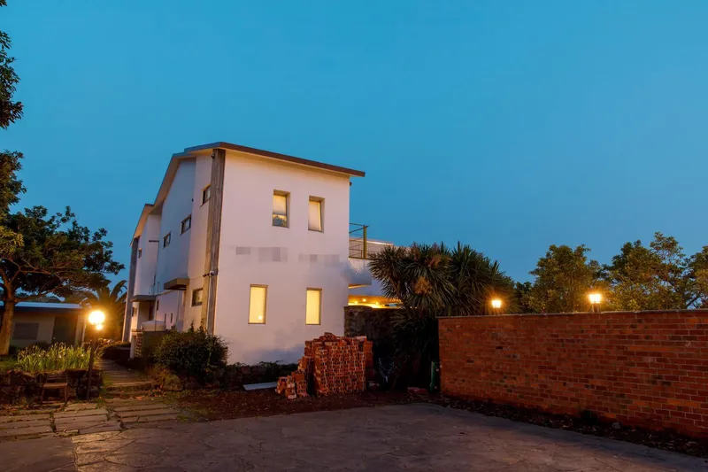 [Hogeun-dong, Seogwipo] New special price Ocean view two-room 3-story independent pension pool villa swimming pool Olle-gil A 2