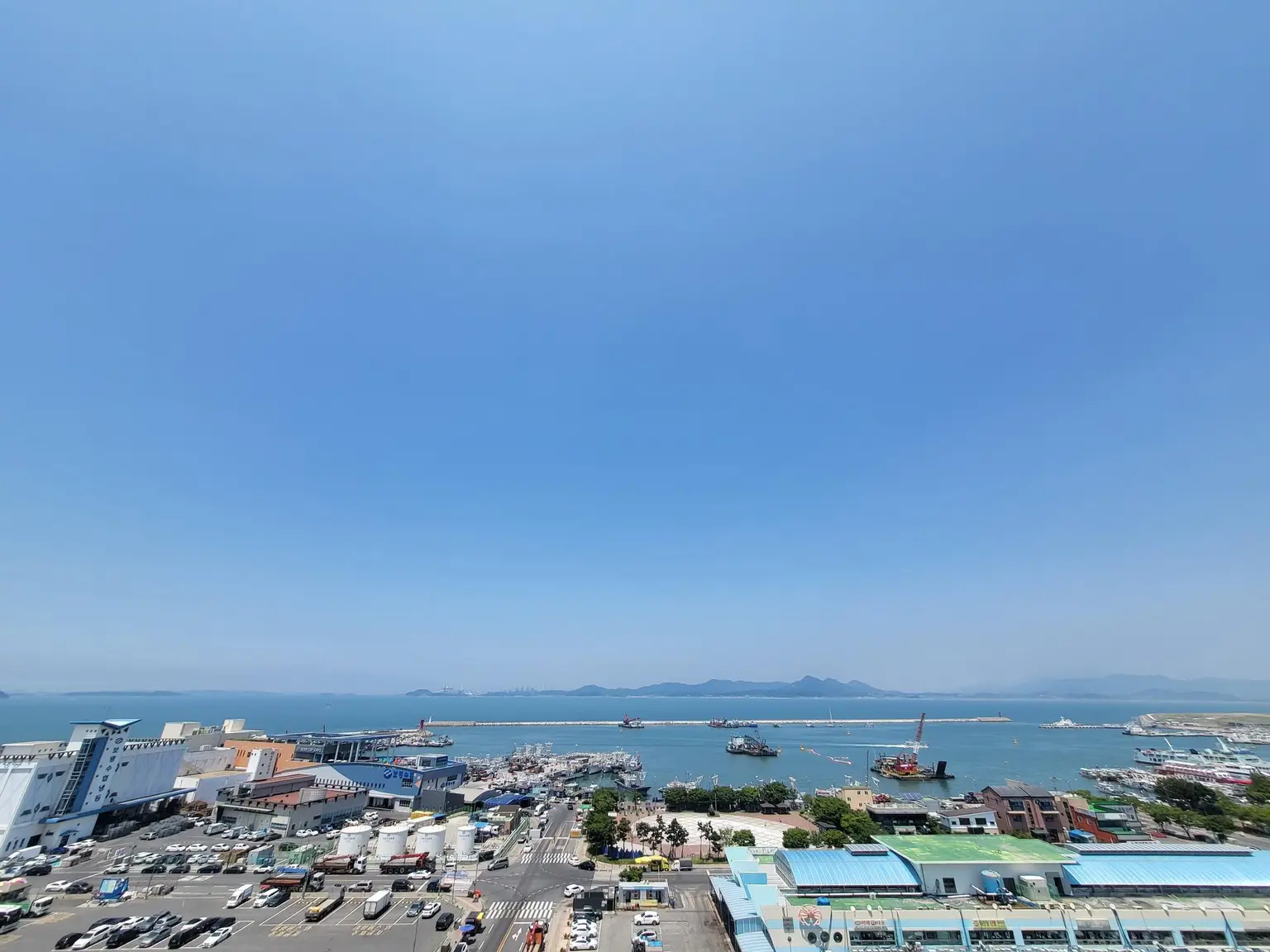 忠南保寧 大川港と大川海水浴場が見える海の眺め - main image
