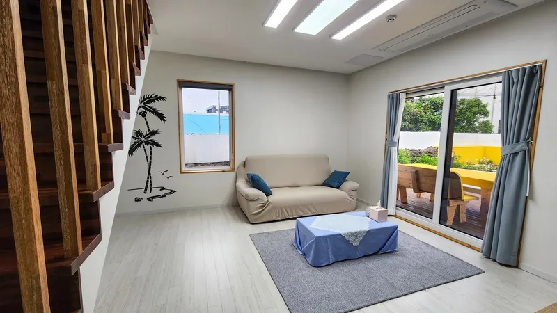 [Aewol, Jeju] A two-story independent guesthouse that can accommodate 4 people at most and up to 6 people. 23