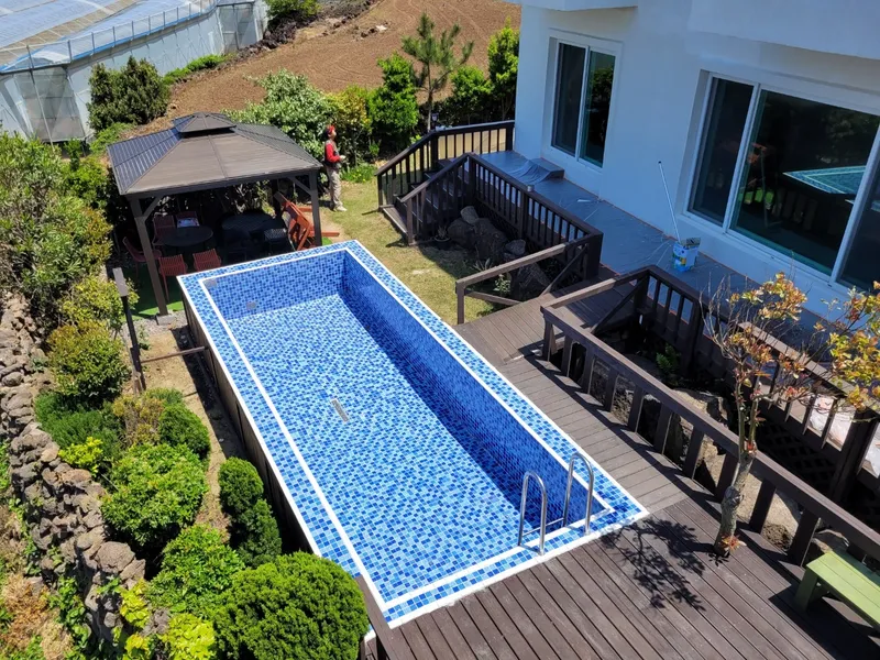 [Aewol, Jeju] Independent accommodation with a large garden and swimming pool overlooking the Gwakji Sea 87