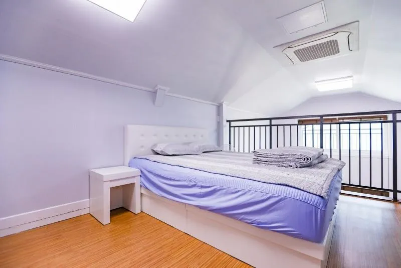 [Yeosu] Ocean view one-room duplex pension 202 where you can see the sunrise directly 6