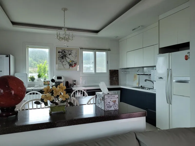 [Aewol, Jeju] Independent accommodation with a large garden and swimming pool overlooking the Gwakji Sea 46