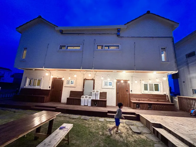 [Andeok, Seogwipo] #6 rooms #4 bathrooms #2 duplexes #2 playrooms Sanbangsan view private house 69