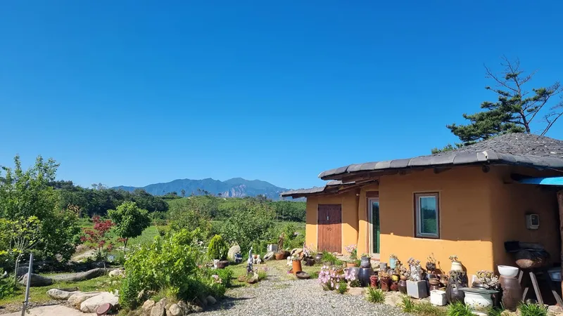 [Goseong] Hwangtojip Bongpo Beach nearby country house pet-friendly house 50 pyeong/yard# 26