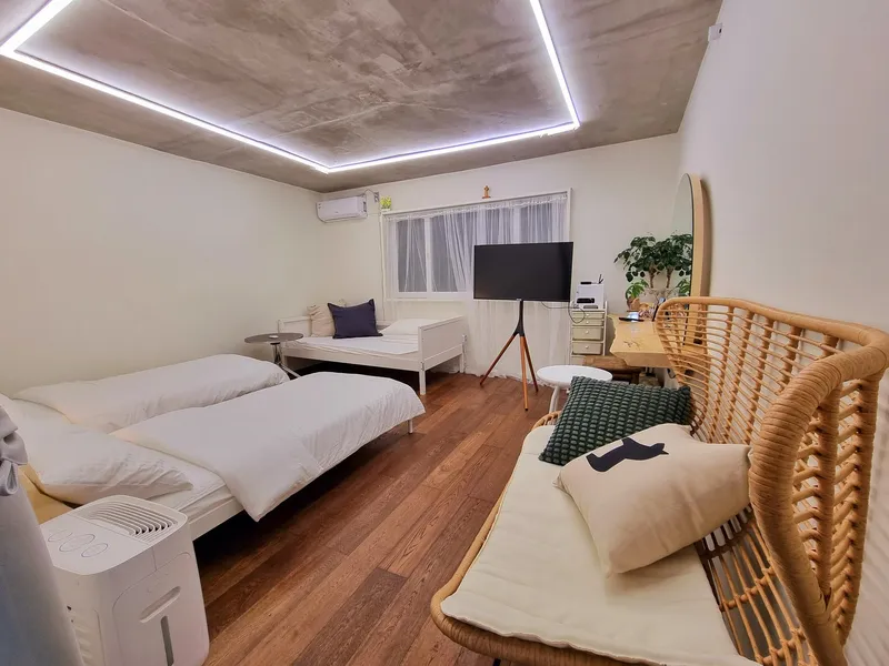 [Gangnam, Seoul] Gam House, 3 minutes from Hakdong Station Exit 1 33