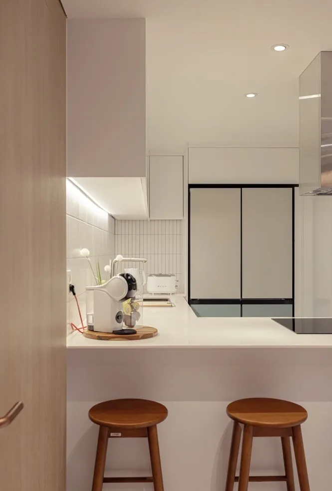 [Gangdong, Seoul] 4F Station Area Newly Built 3 Rooms + 4 Beds + 2 Bathrooms #Luxury Full Option 24