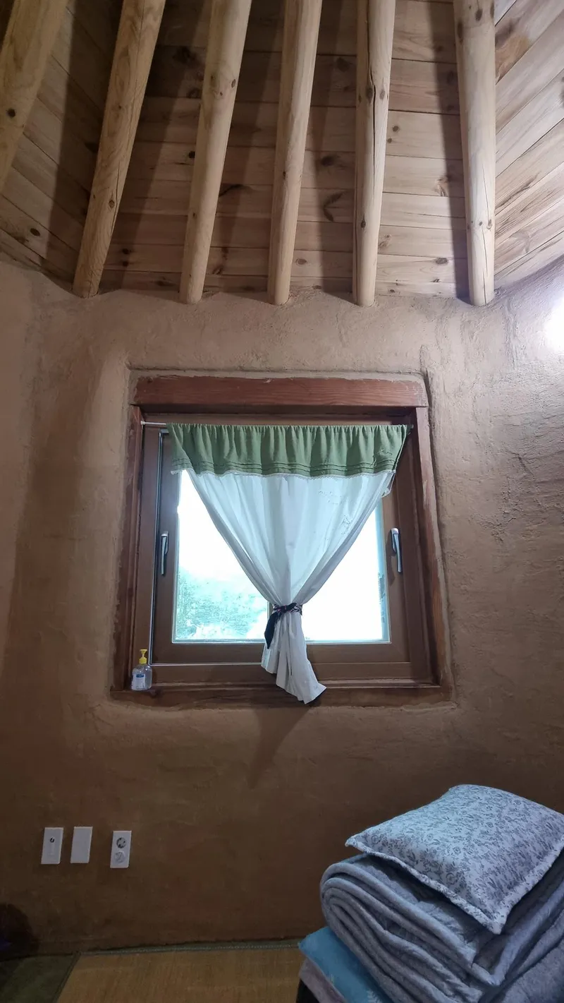 [Goseong] Hwangtojip Bongpo Beach nearby country house pet-friendly house 50 pyeong/yard# 9