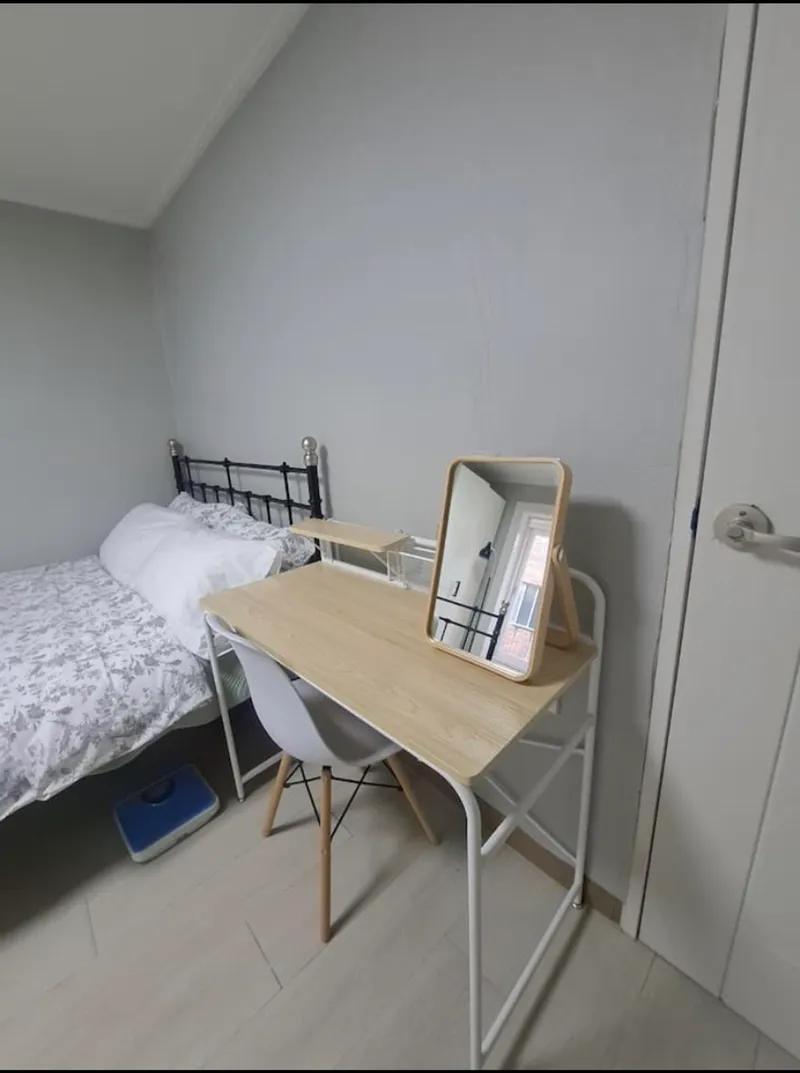 [Gyeongsan] Room 2 15 minutes on foot from Gyeongsan Station, 10 minutes from Jungsanji, 10 minutes from Saweol Station on Line 2 18