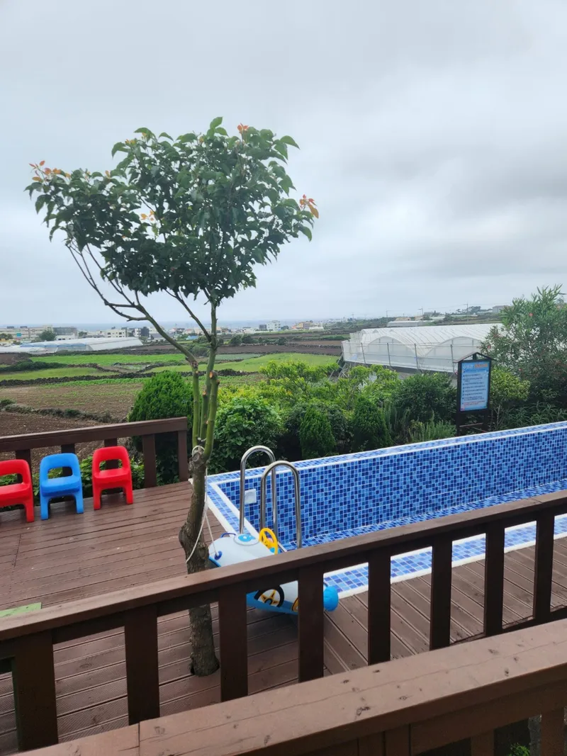 [Aewol, Jeju] Independent accommodation with a large garden and swimming pool overlooking the Gwakji Sea 104