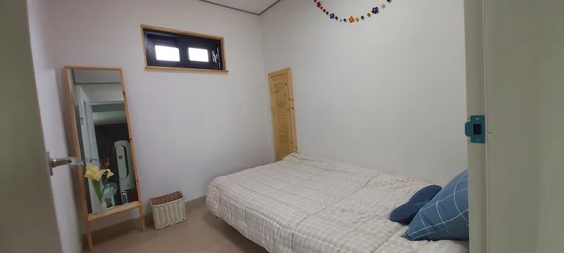 [Yangpyeong] River view and bicycle/walking path/fire pit pretty yard luxury one month living 1st floor 11